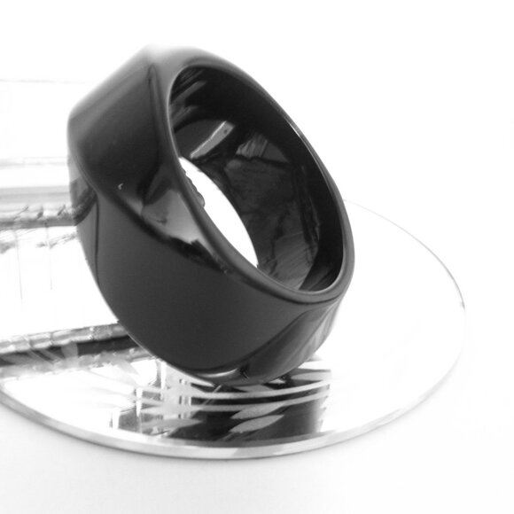 Vintage Chunky Black Lucite Bangle Bracelet Geometric Dome Modernist - Picture 4 of 13